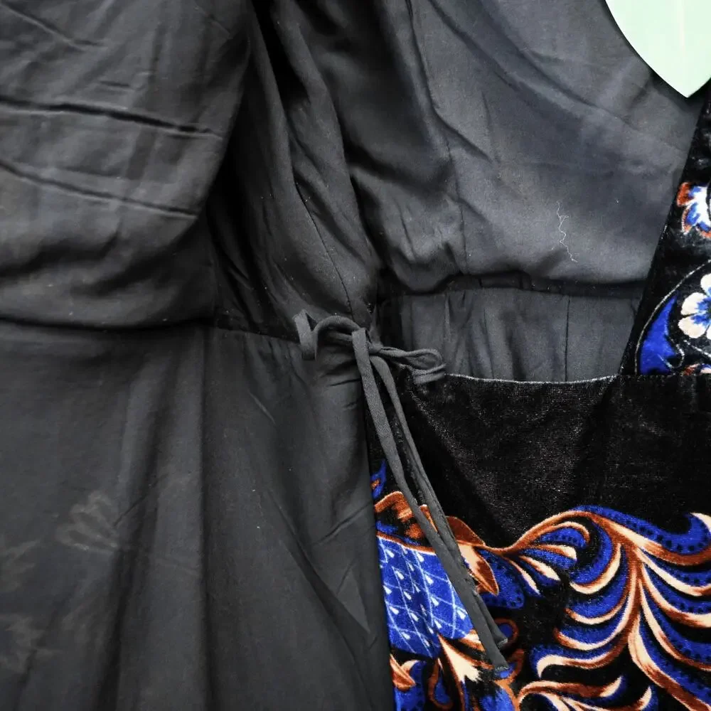 Farm Rio Arabesque Mix Scarves Wrap Velvet Mini Dress Size L - Picture 9 of 12